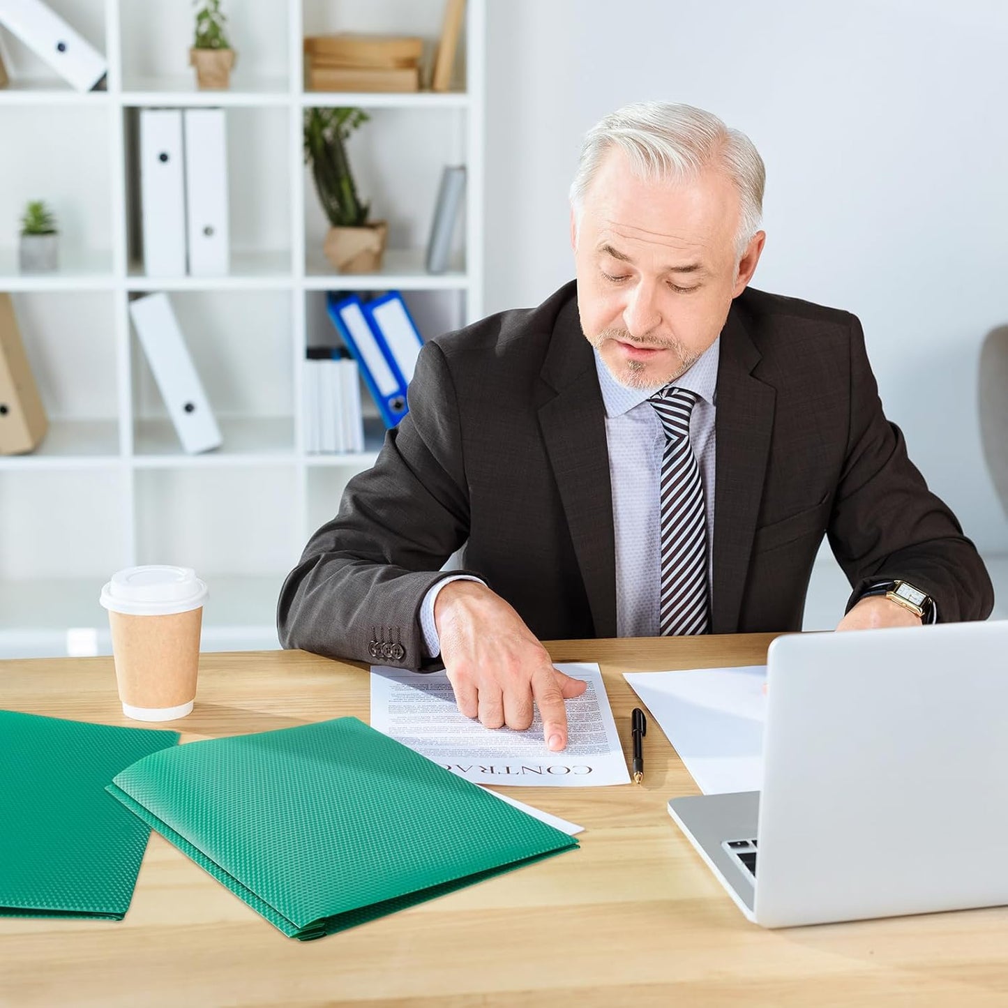 Patelai 48 Pcs Plastic Folders with 2 Pockets and 3 Prongs Home Folders with Card Slot Letter Size Heavy Duty Report Covers for Back to School(Green,Diamond)