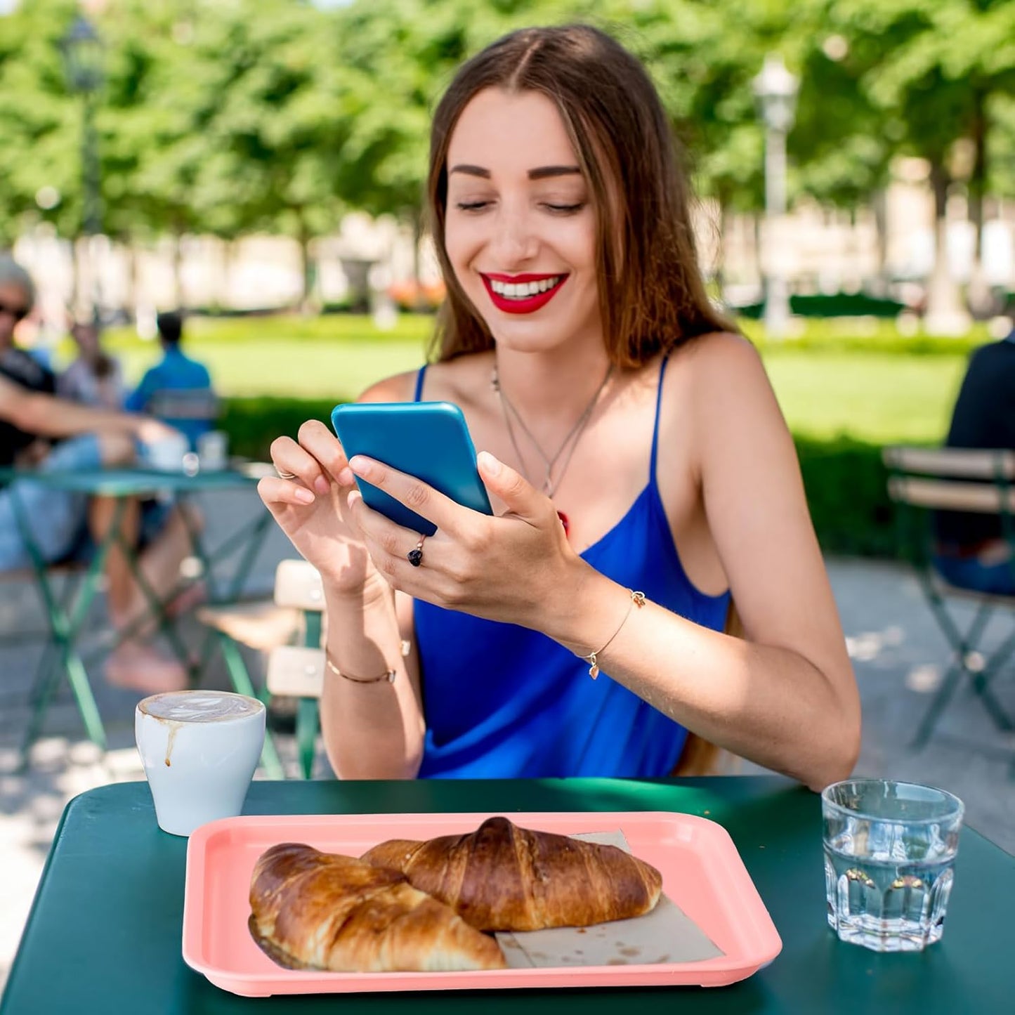 Sintuff 20 Pcs Plastic Art Trays Colorful Fast Food Lunch Trays Bulk Activity Crafts Sensory Serving Organizer for Home, School, Kids, DIY Projects, Painting, Beads(20 Colors,10 x 7 Inch)