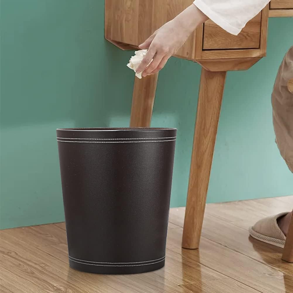 KINGFOM Classic Pu Leather Trash Can Wastebasket, Small Garbage Container Can for Bathrooms, Powder Rooms, Kitchens, Home, Office and and High Class Hotel Round Black