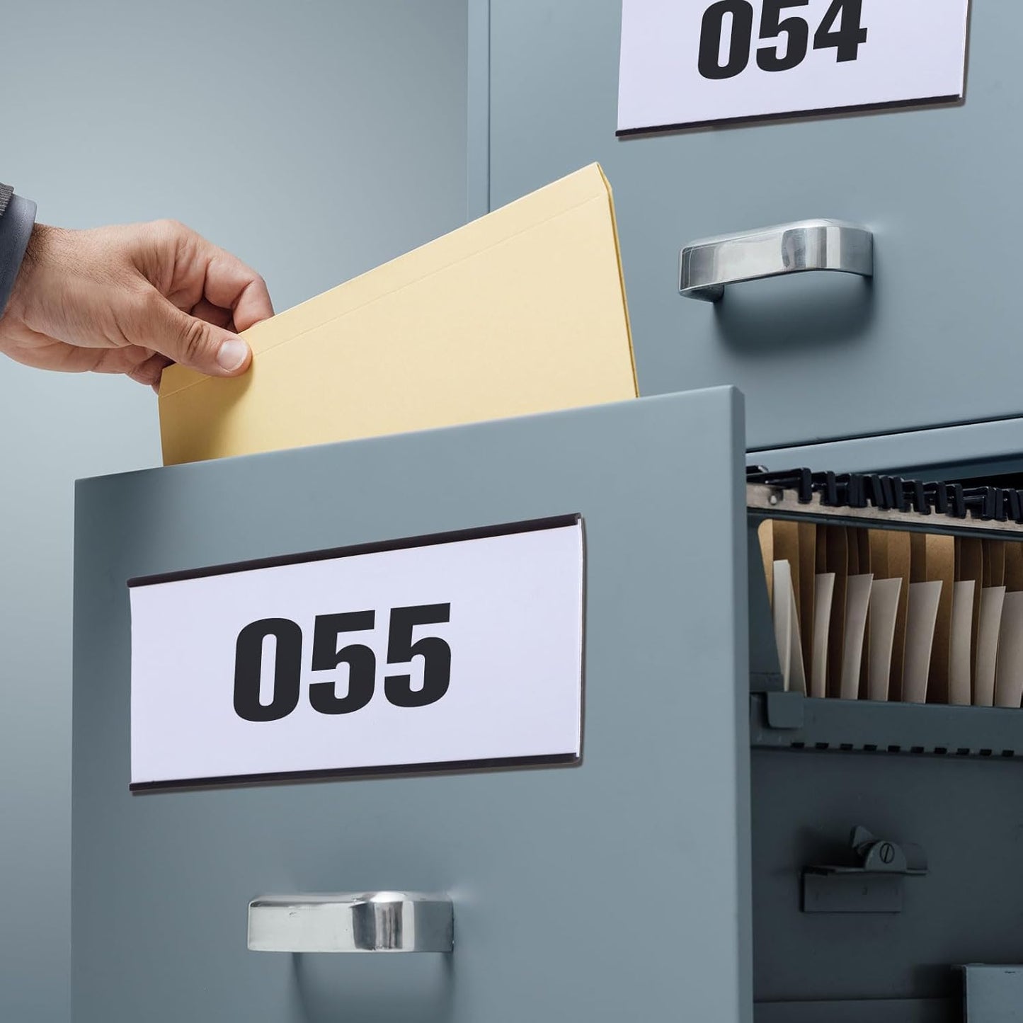 Gueevin 100 Pcs Magnetic C Channel Label Holders 3 x 8 Inch Label Holders Magnet Name Plate with Paper Inserts and Clear Plastic Protectors for File Cabinet Shelf Toolbox Drawer