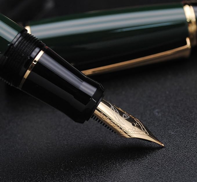 Metal Big Fountain Pen Set Medium Nib 0.7mm, Includes Ink Refill Converter, 5 Ink Cartridges & Gift Box (Medium Nib 0.7mm, Green)