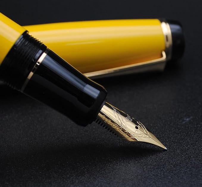 Metal Big Fountain Pen Set Medium Nib 0.7mm, Includes Ink Refill Converter, 5 Ink Cartridges & Gift Box (Medium Nib 0.7mm, Yellow)