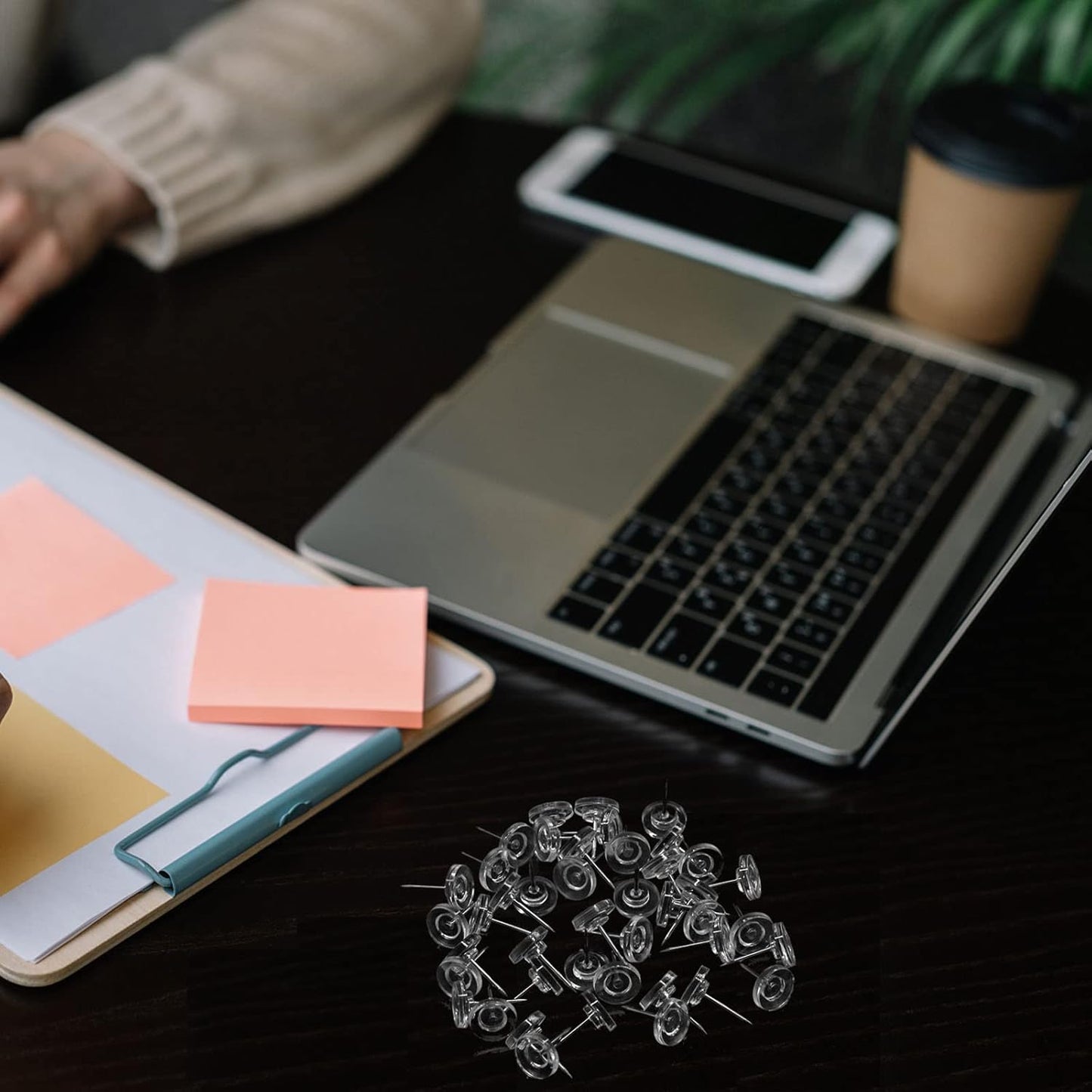 Clear Push Pins,Flat Thumb Tacks for Wall Hangings,60 Count Clear ThumbTacks for Cork Board,Transparent Plastic Head with Steel Point Easy to Inset Map/Photo/Posters/Postcards Office Home Decorative