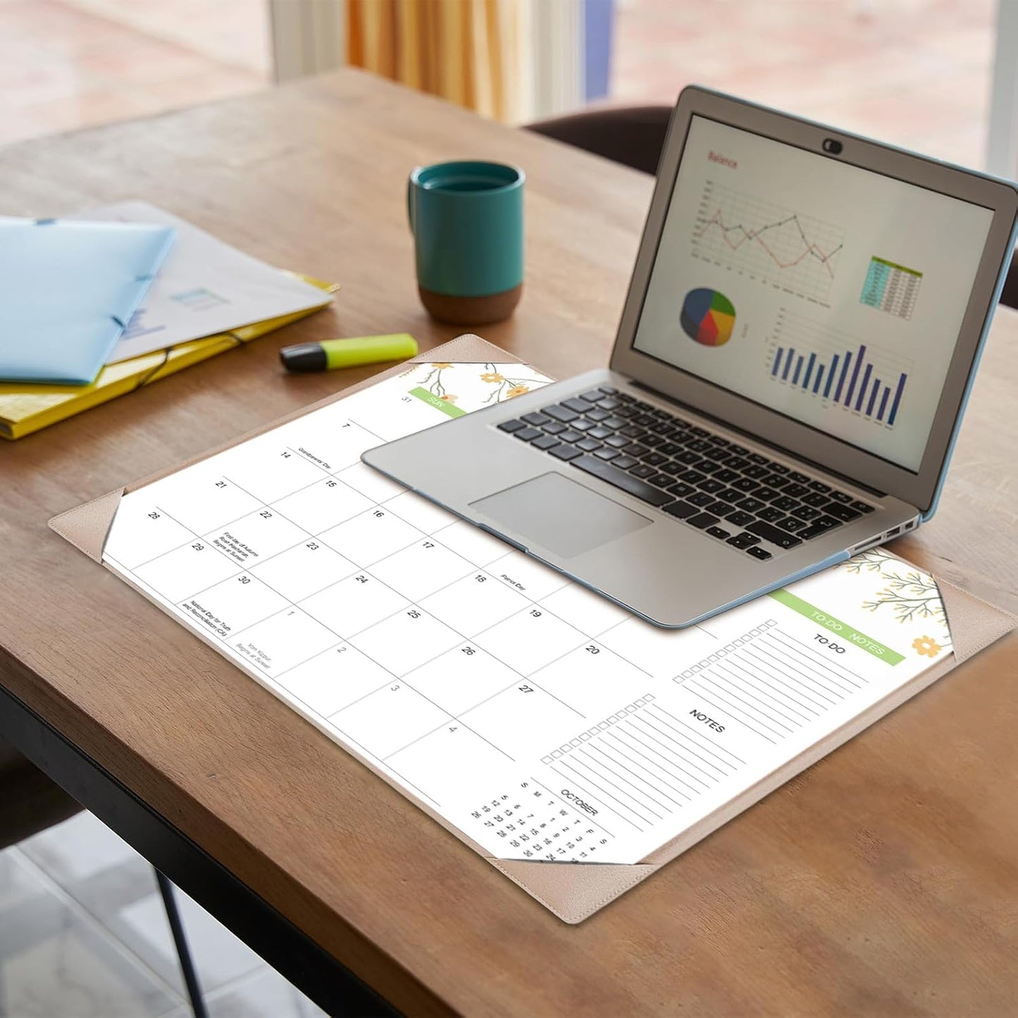 Desk Calendar 2025-2026 with Desk Mat – 22" x 17" Large Desk Pad Calendar Runs From Sep 2025 to Dec 2026, Floral Design Desktop Calendar with To Do List, Personal Desk Calendar Planner for Home, Office