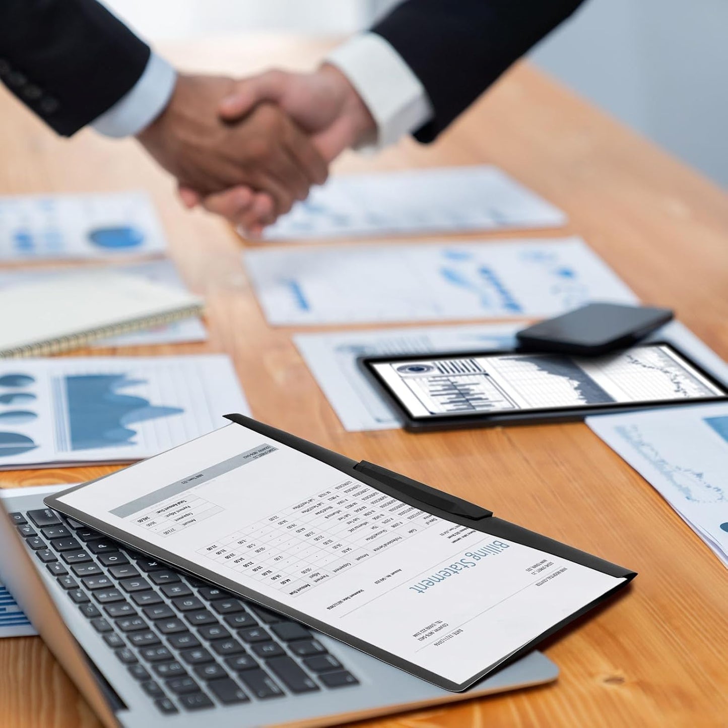 Maitys 50 Pack Clear Report Covers with Clip 11.4 x 9 Inch Presentation Folders Transparent Front Portfolio Folders for Letter Size(Black)