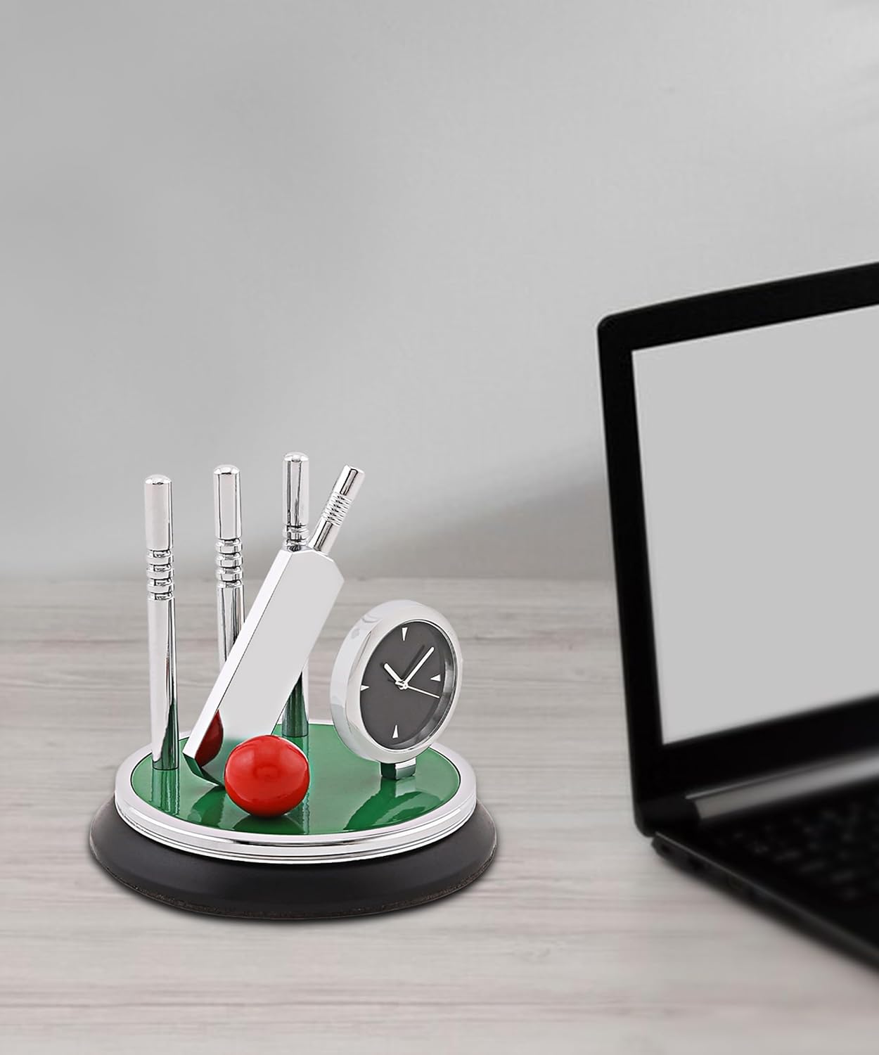 Metal Cricket Kit Style Table Clock, Silver Finish Clock with Bat, Ball & Stumps, Battery Operated Desk Showpiece, Paperweight for Office, Home Decor, Gift for Cricket Lovers