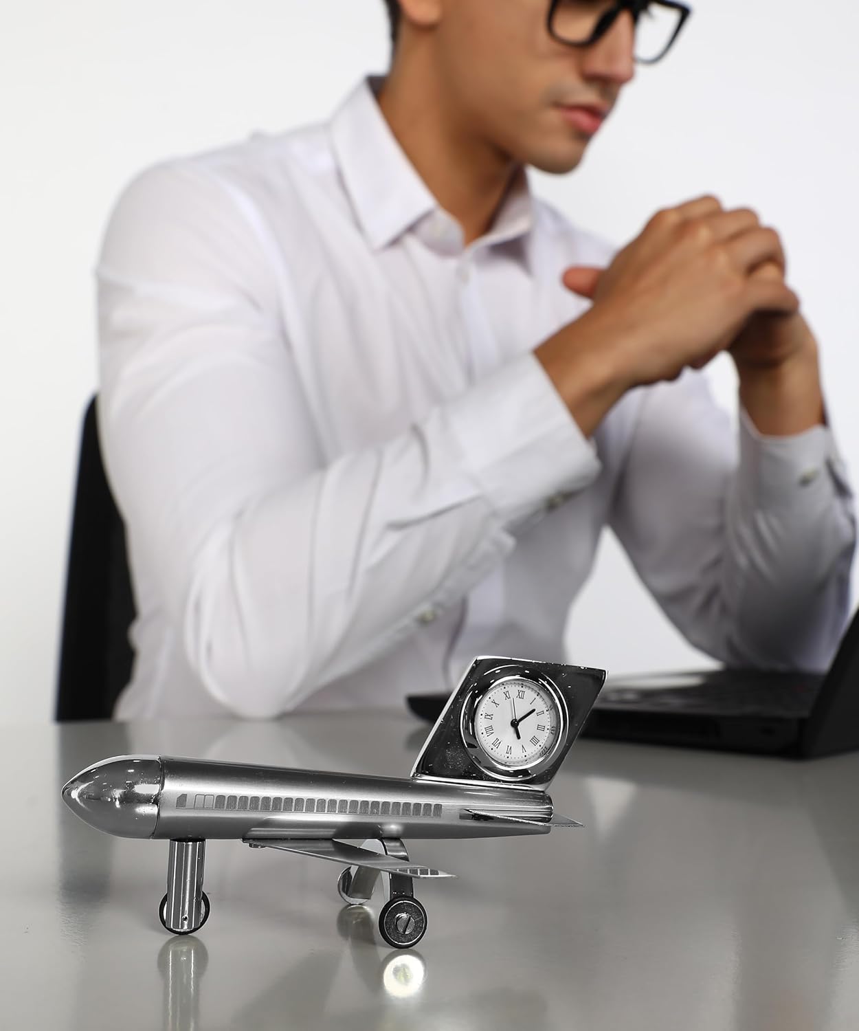 Aeroplane Miniature Table Clock, Stylish Analog Desk Clock & Paper Weight, Manual Adjustment, Easy Battery Replacement, Students, Vintage Decor for Home & Office