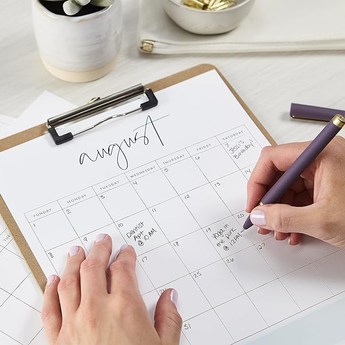 Neenah White Index Paper, Mediumweight, 300 Sheets, 199 gsm, 94 Brightness, 8.5" x 11" - MORE SHEETS! (91635)