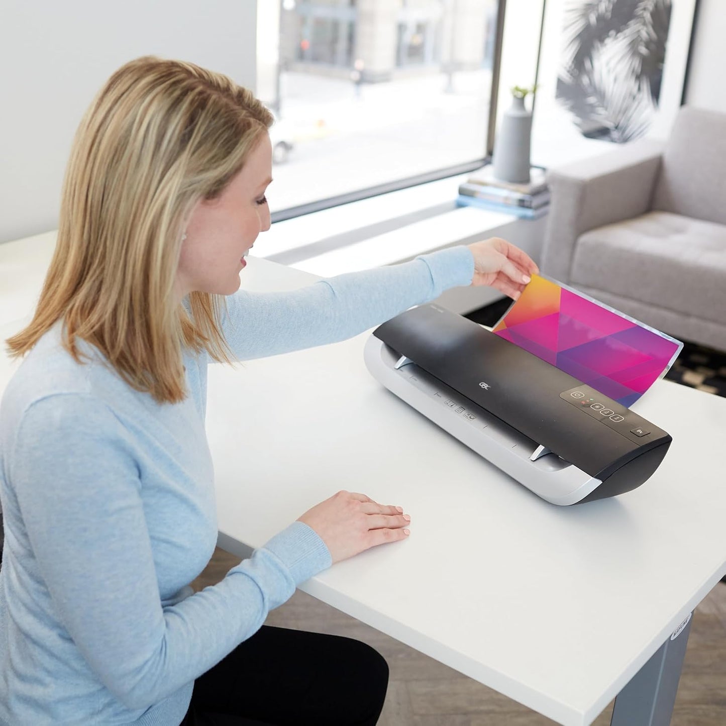 GBC Thermal Laminator Machine, Fusion 3000L, 9 Inch, 1 Min Warm-up, 3 or 5 Mil, with 30 EZUse Laminating Pouches for Home, Office and Classroom, Black (1703079)